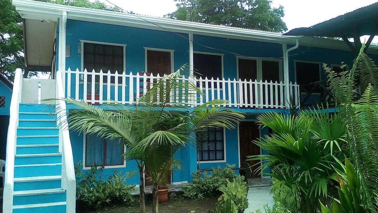 Cabinas Miss Miriam 2 Tortuguero Buitenkant foto