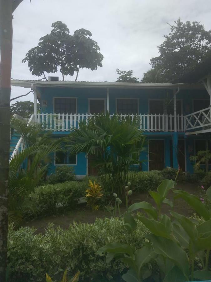 Cabinas Miss Miriam 2 Tortuguero Buitenkant foto