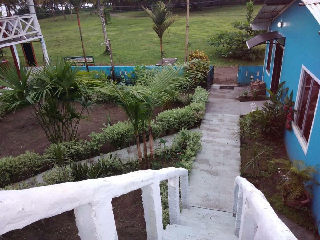 Cabinas Miss Miriam 2 Tortuguero Buitenkant foto